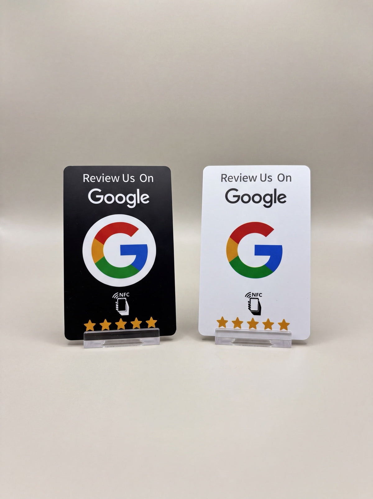 Tarjeta NFC de reseñas de Google: cara negra y cara blanca